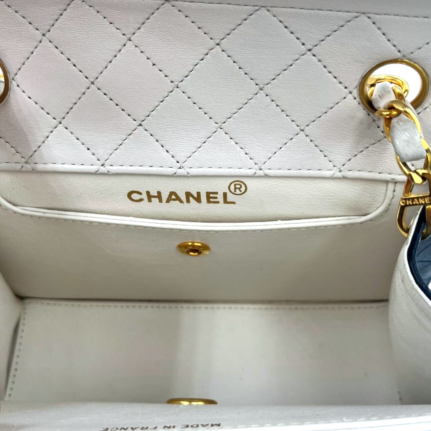 Chanel Trapeze White/Navy Lambskin Gold