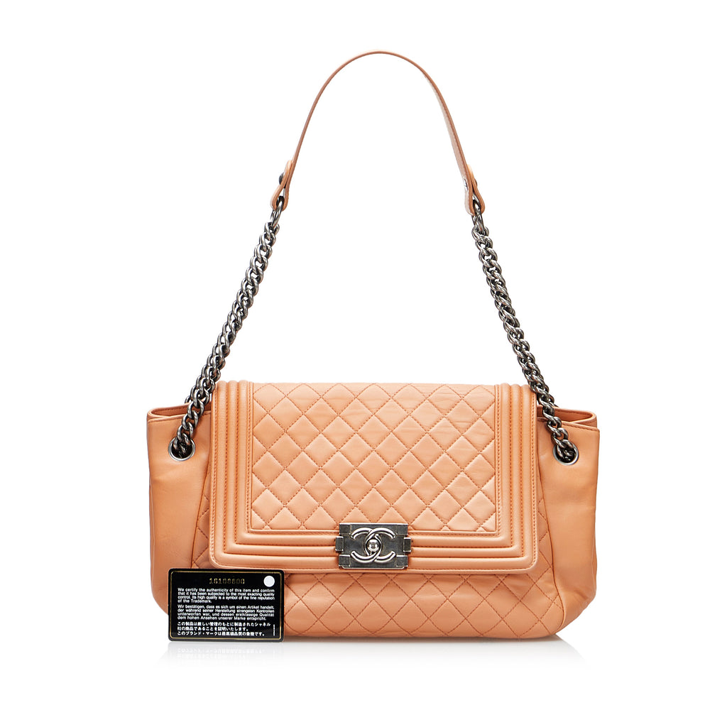 CHANEL Boy Bag Small Dubai Collection Handtasche - MyLovelyBoutique